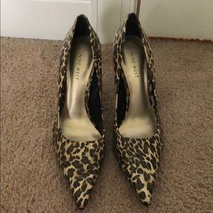 Nine West Never worn leopard pumps 3/$20!🛍